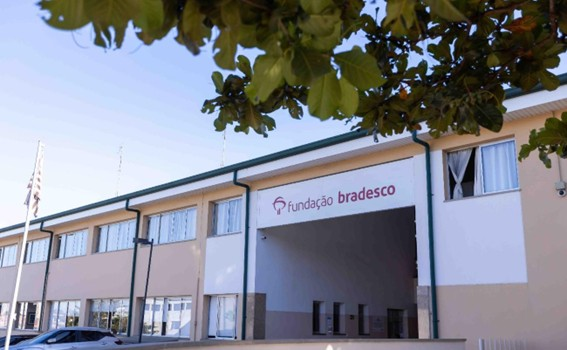 fundacao-bradesco-prepara-retomada-da-educacao-de-jovens-e-adultos-(eja)-em-2026 fundacao-bradesco-prepara-retomada-da-educacao-de-jovens-e-adultos-(eja)-em-2026