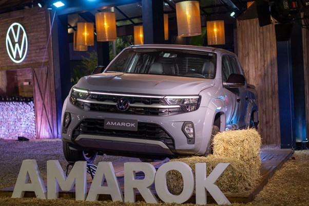volks-celebra-o-agro-e-o-sertanejo-com-edicao-limitada-da-amarok-v6 volks-celebra-o-agro-e-o-sertanejo-com-edicao-limitada-da-amarok-v6