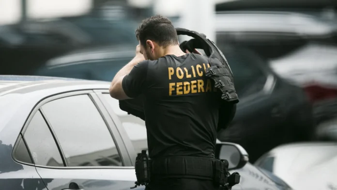 busca-da-pf-em-apartamento-de-deputado-faz-centrao-reativar-pressao-por-pec-da-blindagem