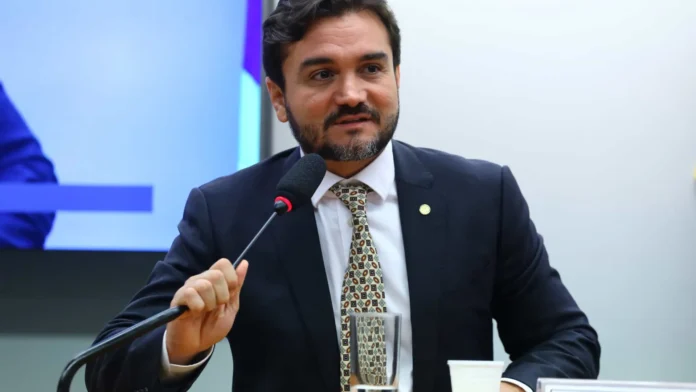 centrao-usa-julgamento-de-bolsonaro-para-acelerar-saida-do-governo-e-resgatar-pautas-polemicas centrao-usa-julgamento-de-bolsonaro-para-acelerar-saida-do-governo-e-resgatar-pautas-polemicas