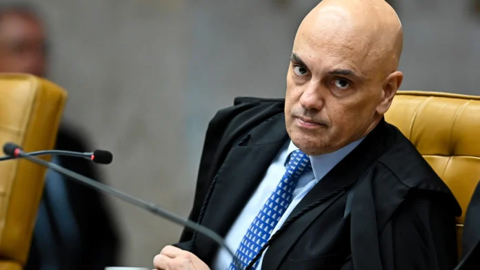 ‘bolsonaro-instigou-milhares-de-pessoas-contra-o-stf’,-diz-moraes