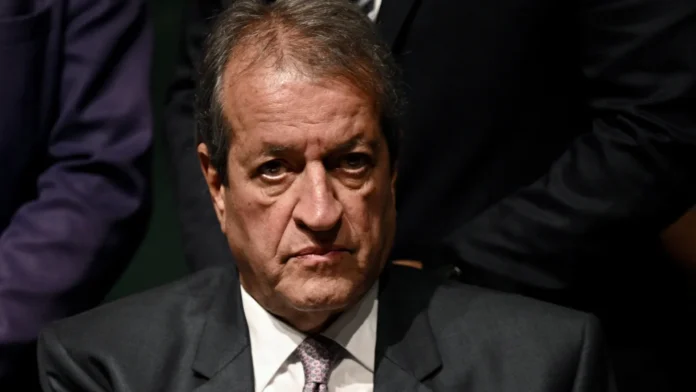 valdemar-costa-neto-ameaca-‘parar’-o-congresso-se-anistia-a-envolvidos-no-golpe-nao-for-votada valdemar-costa-neto-ameaca-‘parar’-o-congresso-se-anistia-a-envolvidos-no-golpe-nao-for-votada