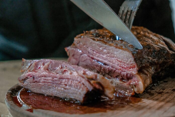 carne-bovina-continua-cara-e-nao-deve-baixar-tao-cedo;-entenda carne-bovina-continua-cara-e-nao-deve-baixar-tao-cedo;-entenda