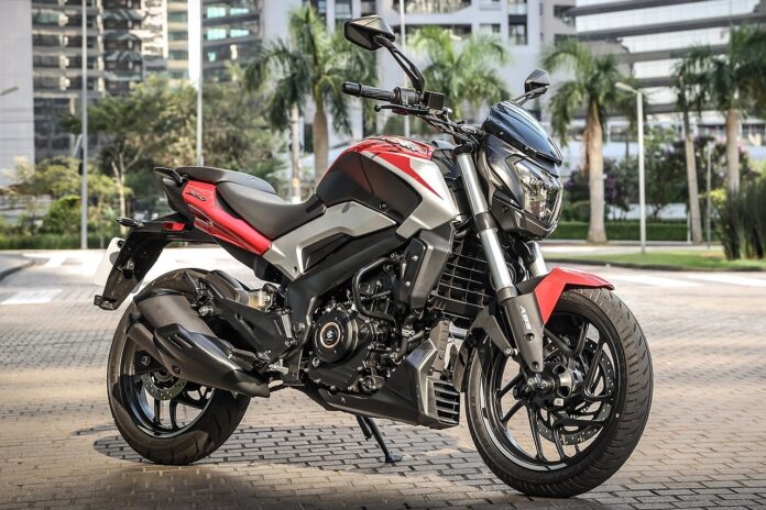 bajaj-dominar-250-e-boa-e-tem-preco-agressivo,-mas-por-que-esta-tao-longe-da-honda-cb-twister?