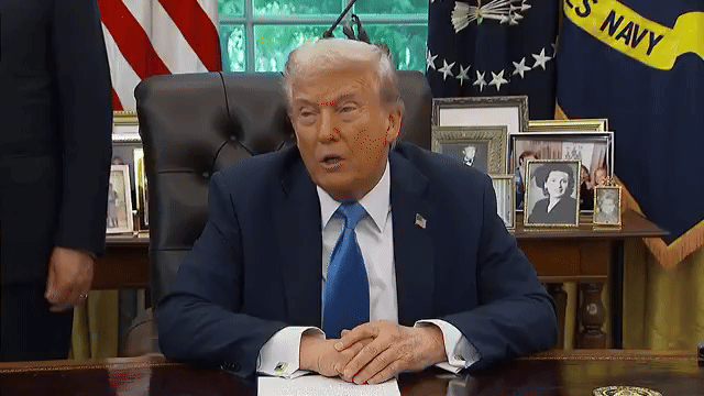 trump-manda-reporter-ficar-quieta-e-a-chama-de-‘irritante’-durante-entrevista-na-casa-branca;-video trump-manda-reporter-ficar-quieta-e-a-chama-de-‘irritante’-durante-entrevista-na-casa-branca;-video