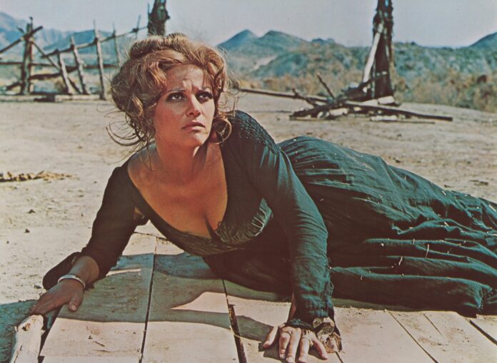 claudia-cardinale,-musa-do-cinema-italiano,-morre-aos-87-anos