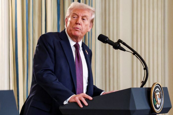 trump-comparece-nesta-terca-a-uma-incomum-reuniao-de-comandantes-do-exercito