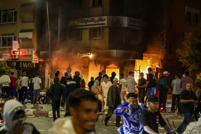 protestos-da-geracao-z-em-marrocos-contra-gastos-para-copa-do-mundo-deixam-mortos-e-feridos