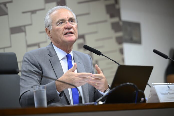 alcolumbre-escolhe-renan-calheiros-para-relatar-projeto-que-amplia-isencao-do-ir-no-senado
