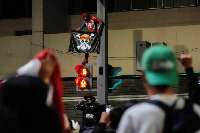 o-manga-que-virou-simbolo-do-protesto-que-derrubou-a-presidente-do-peru