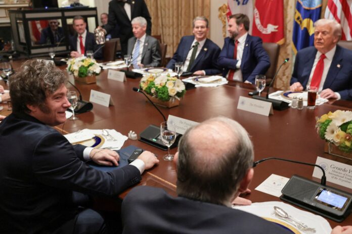 chanceler-da-argentina-entrega-renuncia-a-milei chanceler-da-argentina-entrega-renuncia-a-milei