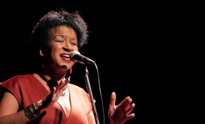 jucara-marcal-tem-lancado-album-com-o-show-em-que-a-morte-lhe-caiu-bem jucara-marcal-tem-lancado-album-com-o-show-em-que-a-morte-lhe-caiu-bem