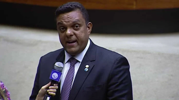 deputados-pedem-investigacao-federal-sobre-megaoperacao-no-rio