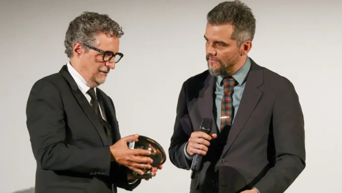 kleber-mendonca-filho-e-wagner-moura-falam-de-‘o-agente-secreto’