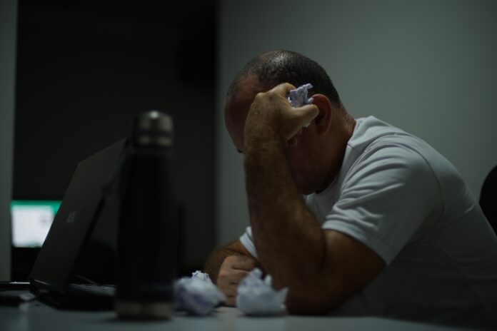 professor-de-licenca-medica-vence-reality-show-e-causa-debate-sobre-saude-mental