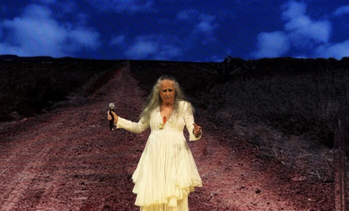 maria-bethania-vai-gravar-no-rio,-em-janeiro,-o-show-dos-60-anos-de-carreira