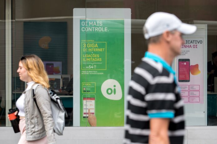 de-“supertele”-a-falencia:-a-trajetoria-da-oi-e-os-erros-que-levaram-ao-colapso