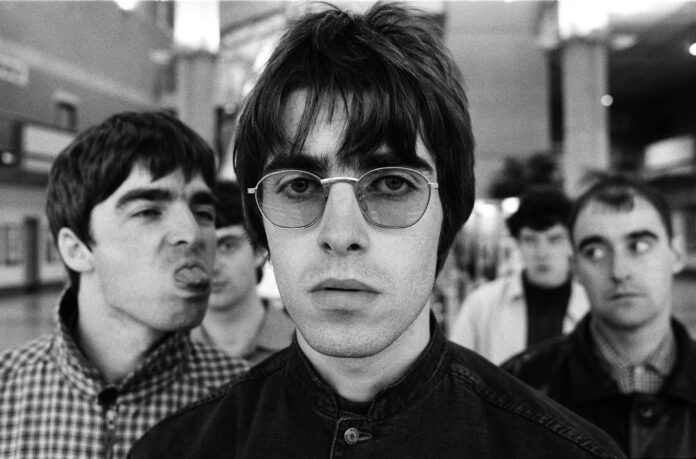 oasis:-o-que-aconteceu-com-os-irmaos-gallagher-entre-o-fim-da-banda-e-a-nova-turne?
