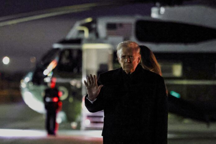 trump-diz-que-suspensao-das-decisoes-de-asilo-nos-eua-durara-‘muito-tempo’