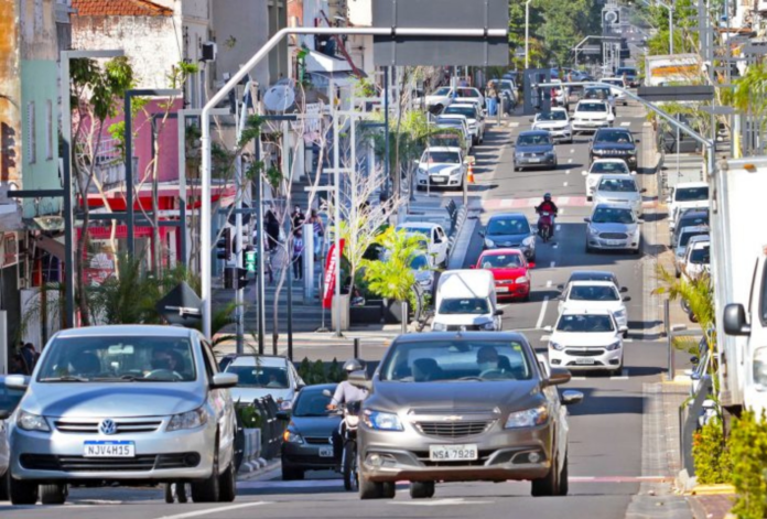 camara-aprova-pec-que-isenta-ipva-de-veiculos-com-mais-de-20-anos