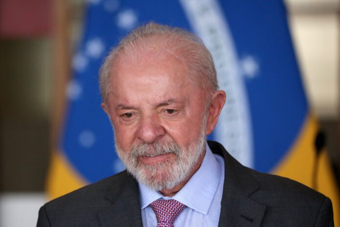 enem-2025:-lula-deseja-boa-prova-a-candidatos-no-2o-dia-de-testes:-‘educacao-abre-portas’