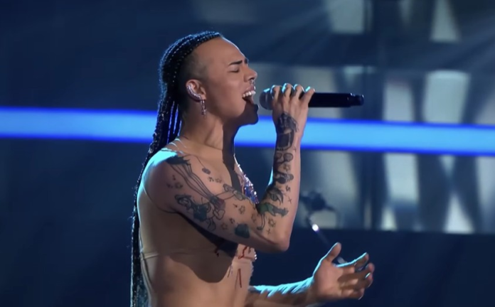 quem-e-oxa,-cantora-paulista-de-genero-fluido-que-esta-fazendo-sucesso-no-‘the-voice-alemanha’