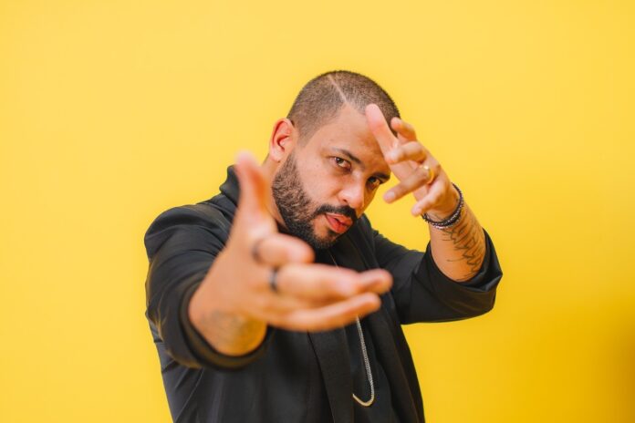 projota-e-entrevistado-no-g1-ouviu-ao-vivo-desta-quarta-feira-(10)