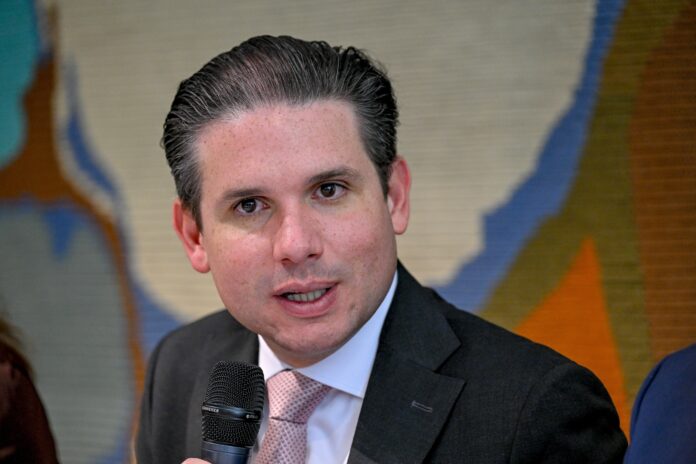 motta-procura-dino-para-explicar-emendas-apos-ministro-suspender-manobra-que-‘ressuscita’-valores