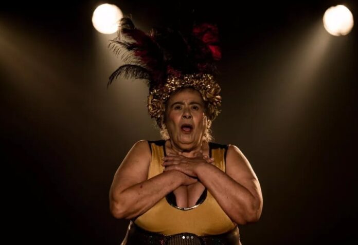 teuda-bara,-atriz-e-uma-das-fundadoras-do-grupo-galpao,-morre-aos-84-anos