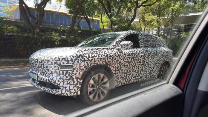 changan-cs75-plus-e-flagrado-em-testes-em-sao-paulo