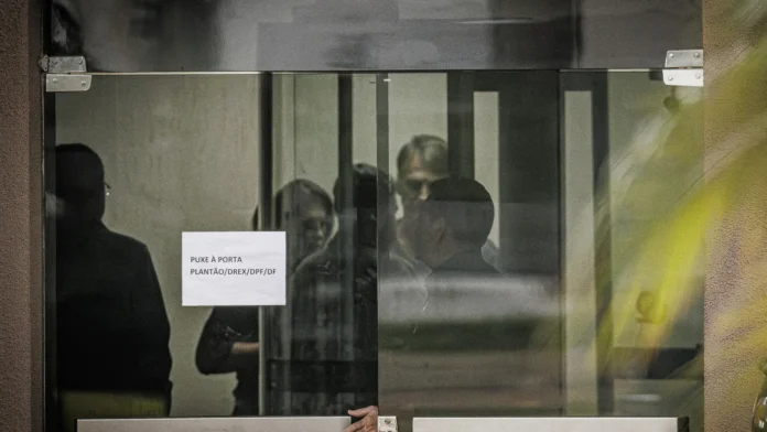 defesa-pede-que-bolsonaro-permaneca-em-prisao-domiciliar