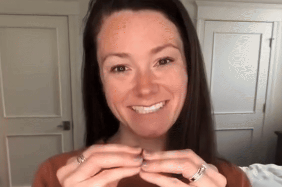 ‘sem-choro’:-familias-viralizam-ensinando-‘sinais’-para-bebes-se-comunicarem-antes-da-fala