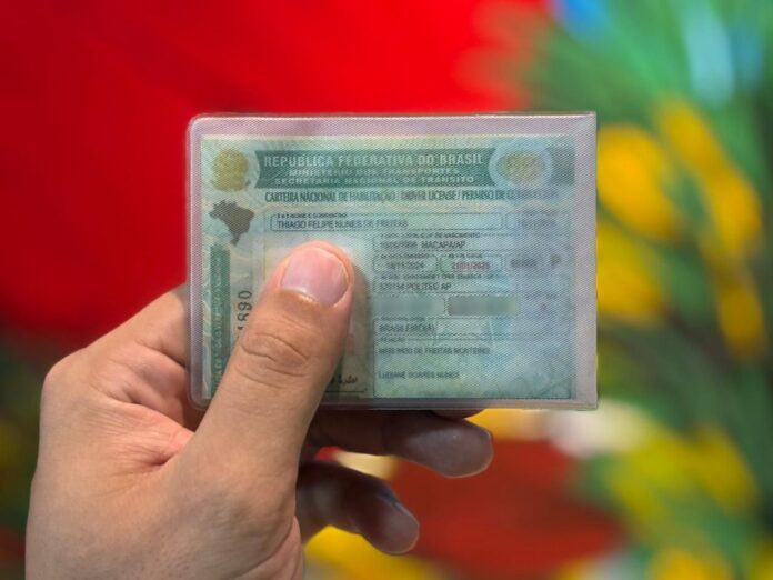 cnh-2026:-veja-como-renovar-a-habilitacao-automaticamente-e-de-graca