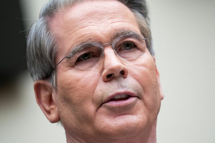 eua-cogitam-retirar-mais-sancoes-economicas-contra-a-venezuela-na-proxima-semana,-diz-agencia