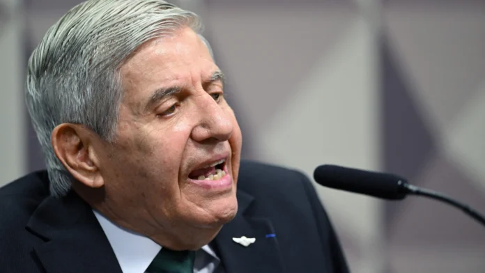 moraes-autoriza-notificacao-pessoal-de-augusto-heleno-pela-comissao-de-etica-da-presidencia