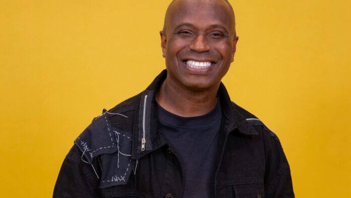 ‘bbb-26’:-quem-e-edilson,-anunciado-no-camarote-do-reality