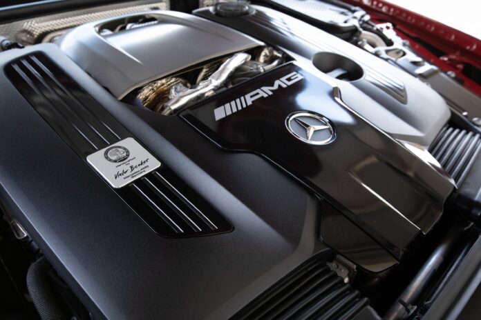 mercedes-amg-gt-63-s:-como-e-dirigir-um-superesportivo-com-dna-de-formula-1