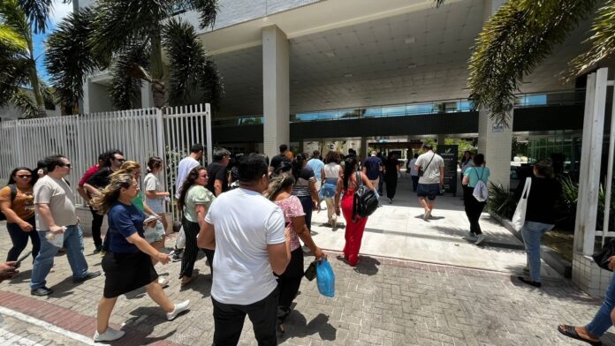 ibge,-camara-e-mais:-veja-os-concursos-abertos-e-previstos-para-2026,-com-salarios-de-ate-r$-30-mil