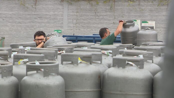 governo-anuncia-que-todas-as-capitais-serao-incluidas-no-gas-do-povo-nesta-segunda