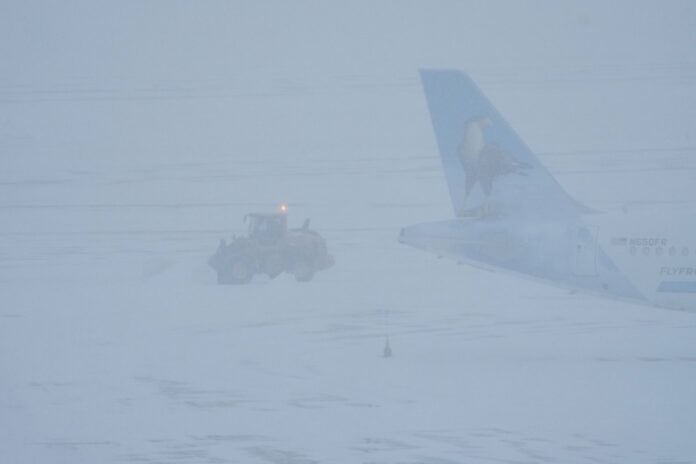 mais-de-10-mil-voos-sao-cancelados-por-causa-de-tempestades-nos-eua