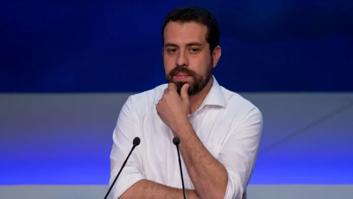 boulos-acredita-que-fim-da-escala-6×1-pode-ser-aprovado-neste-semestre