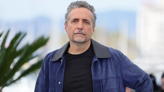 diretor-assistente-do-‘agente-secreto’-diz-que-david-lynch-amaria-a-perna-cabeluda