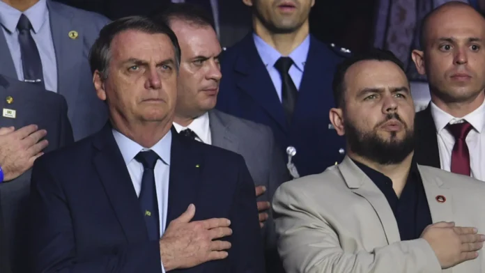 aliado-de-eduardo-adota-sobrenome-bolsonaro-e-defende-candidato-do-pl-contra-tarcisio-em-sp