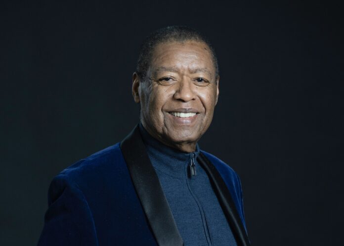 ron-kenoly,-cantor-gospel-americano,-morre-aos-81-anos