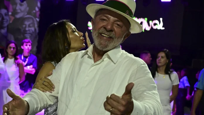 pt-ja-moveu-acao-para-impedir-homenagem-a-presidenciaveis-do-psdb-no-carnaval