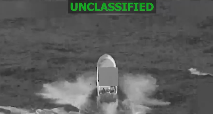 eua-fazem-novo-ataque-a-embarcacao-no-caribe-e-matam-tres-suspeitos