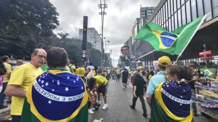 manifestacoes-bolsonaristas-foram-marcadas-por-‘flopada-historica’,-diz-lider-do-governo